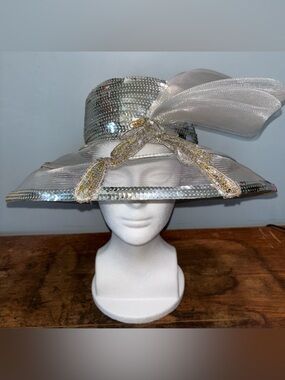 Ellie Fine Hats Women’s Elegant Silver Wide-Brim Sequin with Bow Accent Derby